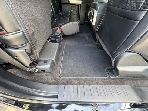 Used 2019 Ford F350 Lariat w/ Chrome Package AWD/4WD image 29
