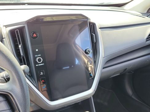 Used 2024 Subaru Crosstrek 2.0i Premium image 31