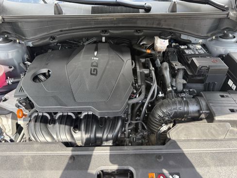 Used 2025 Kia Sportage LX image 33