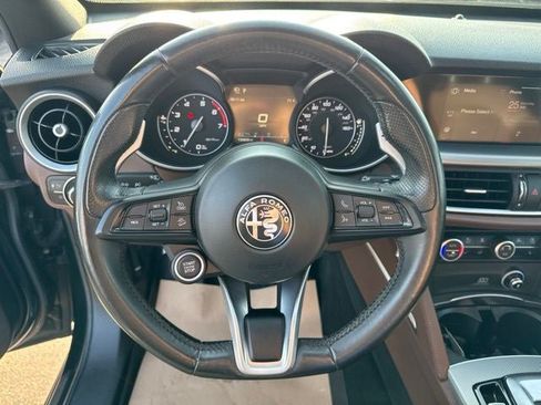 Used 2021 Alfa Romeo Stelvio Ti Sport AWD/4WD image 12