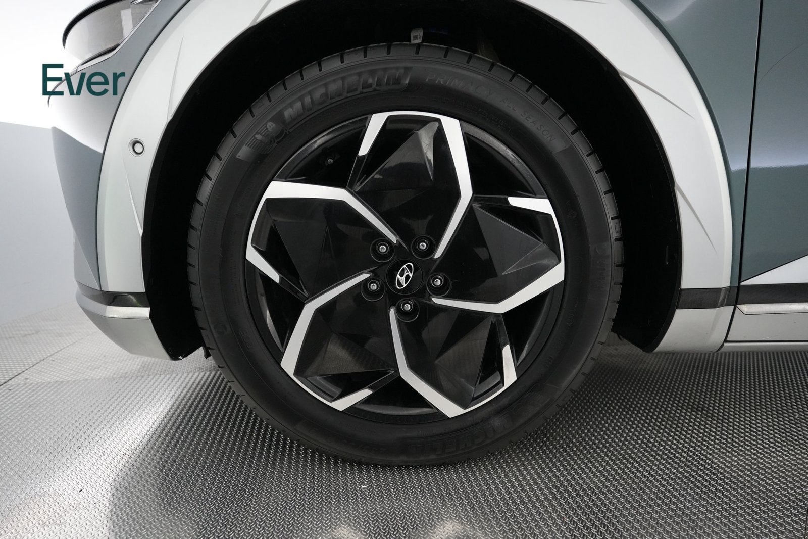 Used 2024 Hyundai Ioniq 5 Limited RWD image 19
