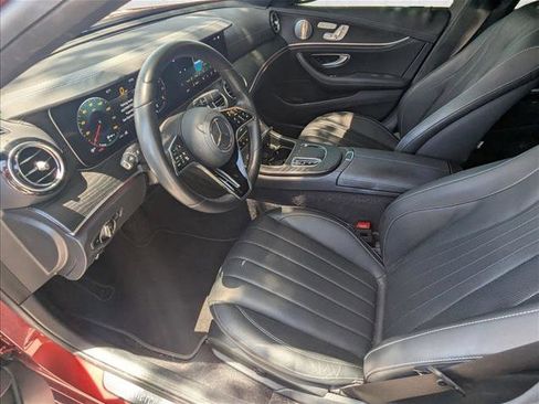 Used 2022 Mercedes-Benz E 350 Sedan image 12