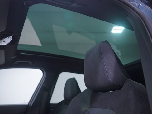 Used 2025 BMW X3 M50 w/ Premium Package image 8