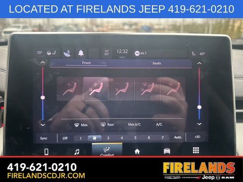 Used 2022 Jeep Compass Limited image 22