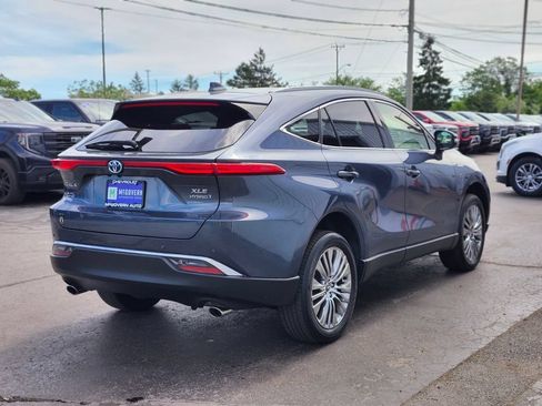 Used 2021 Toyota Venza XLE w/ Softex Package AWD/4WD image 5