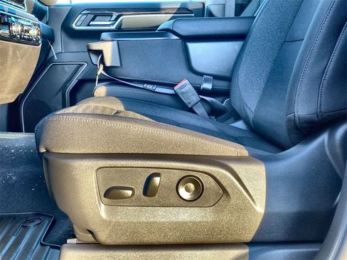 New 2026 GMC Sierra 1500 SLE w/ Preferred Package image 31