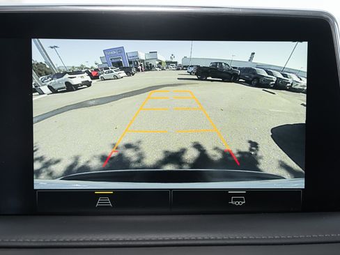 Used 2023 Chevrolet Suburban LT image 34