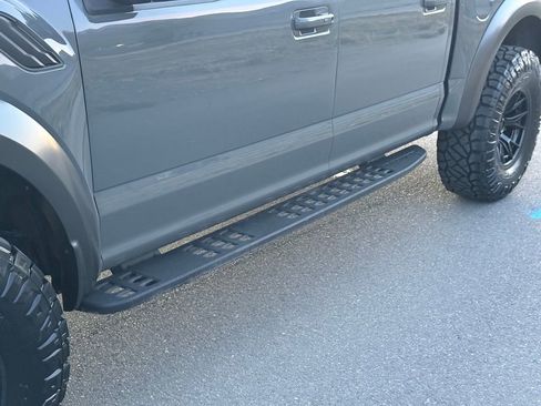 Used 2018 Ford F150 Raptor w/ Equipment Group 802A Luxury image 15