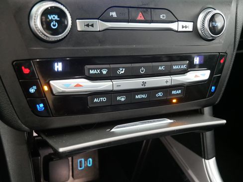 Used 2020 Ford Explorer ST w/ Premium Technology Package image 23