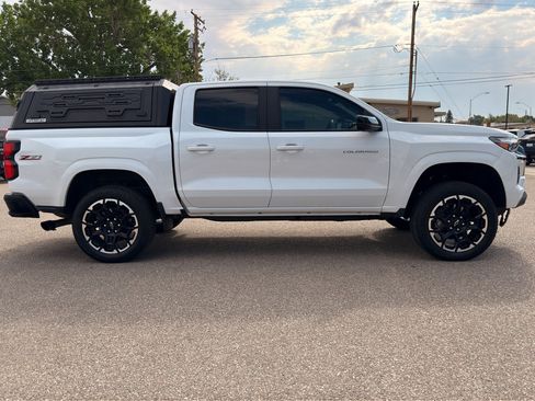 Used 2026 Chevrolet Colorado Z71 w/ Technology Package AWD/4WD image 6