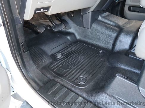 Used 2018 Ford F550 2WD Crew Cab Super Duty image 12