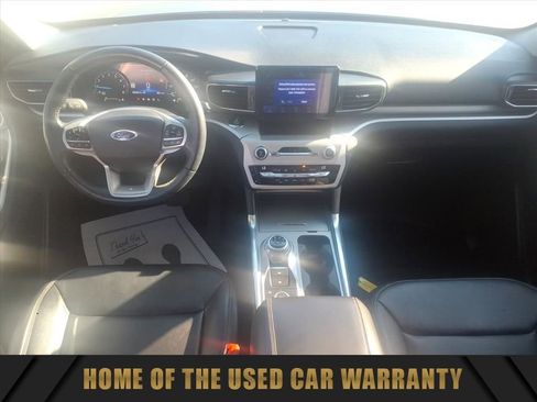 Used 2021 Ford Explorer XLT w/ Equipment Group 202A image 12