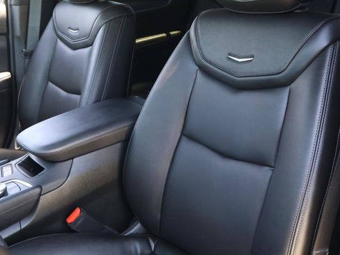 Used 2024 Cadillac XT6 Luxury FWD image 18