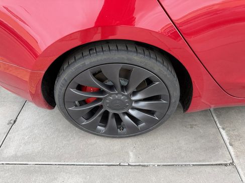 Used 2022 Tesla Model 3 Performance image 15