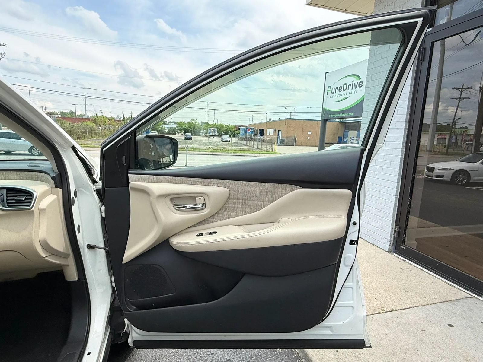 Used 2021 Nissan Murano SV w/ SV Special Edition Package AWD/4WD image 19
