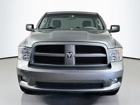 Used 2012 RAM 1500 Express RWD image 2