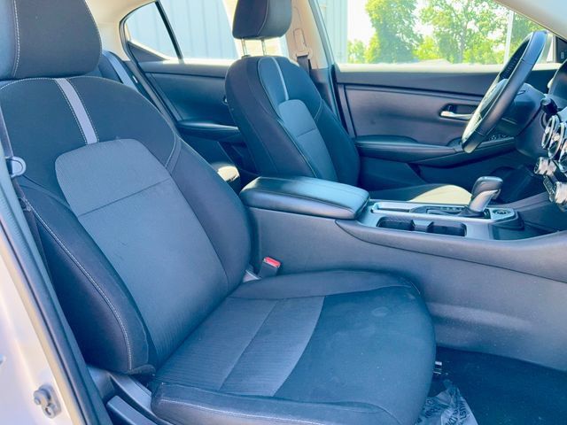 Used 2021 Nissan Sentra SV FWD image 9