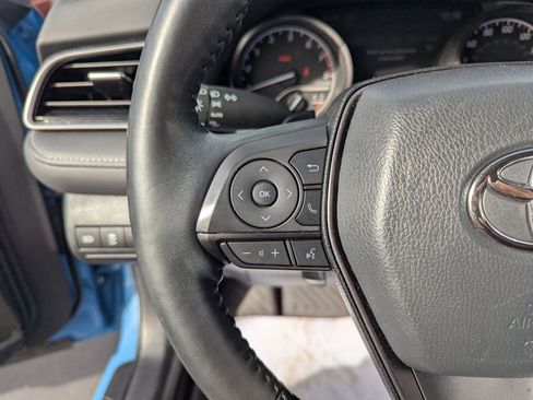 Used 2023 Toyota Camry SE image 11