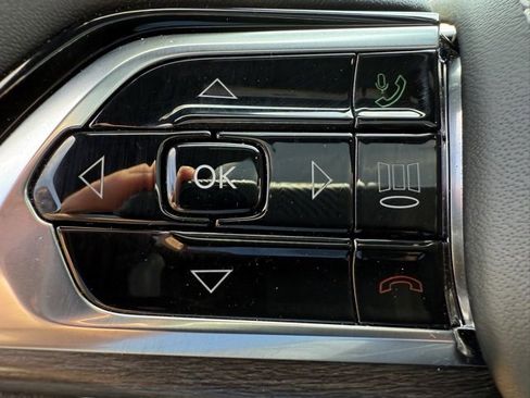 Certified 2023 Jeep Grand Cherokee Overland w/ Adv Protech Group III image 16