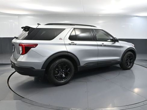 Used 2023 Ford Explorer Timberline image 5