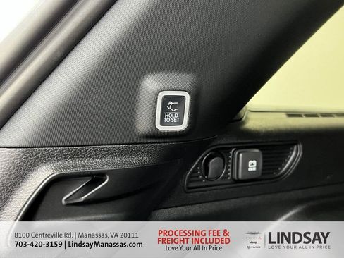 New 2025 Jeep Grand Cherokee Laredo w/ Luxury Tech Group I image 7