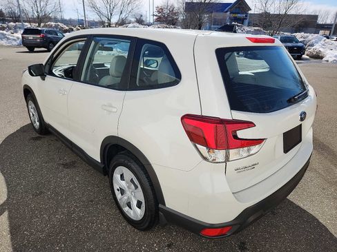 Used 2024 Subaru Forester image 4