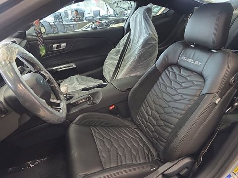 New 2025 Ford Mustang GT Premium w/ GT Performance Package image 18