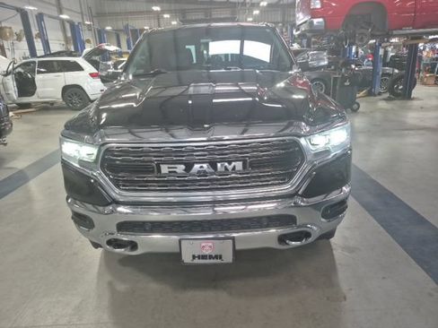 Used 2022 RAM 1500 Limited RWD image 4