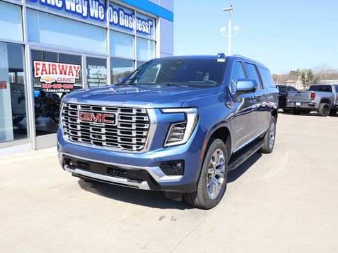 New 2026 GMC Yukon XL Denali w/ Advanced Technology Package AWD/4WD image 6