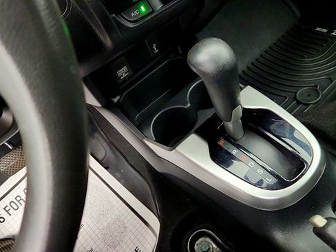 Used 2018 Honda Fit LX image 15