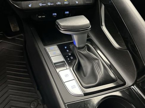 Used 2023 Hyundai Elantra SEL w/ Convenience Package image 24