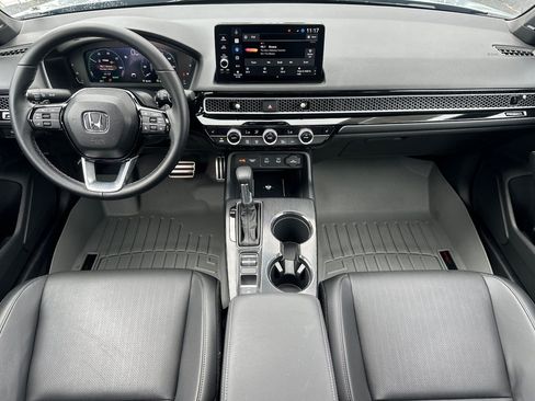 Used 2025 Honda Civic Sport Touring image 17