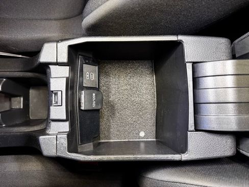 Certified 2024 Toyota Corolla Cross LE image 41