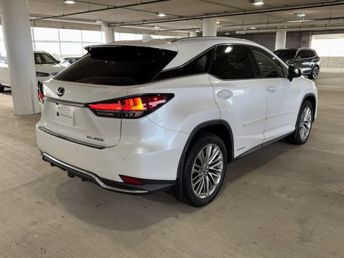 Used 2021 Lexus RX 450h AWD w/ Luxury Package image 8
