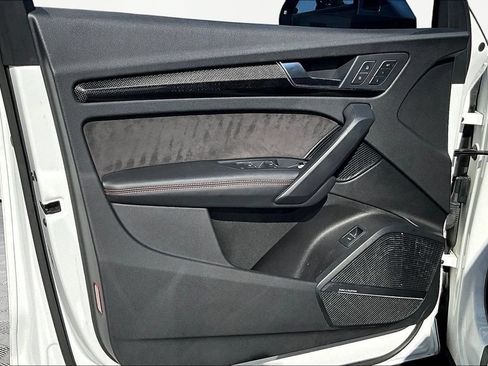 Used 2018 Audi SQ5 Prestige w/ Prestige Package AWD/4WD image 21
