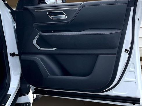 New 2026 INFINITI QX80 Luxe image 24