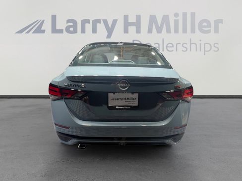 New 2025 Nissan Sentra SR image 4