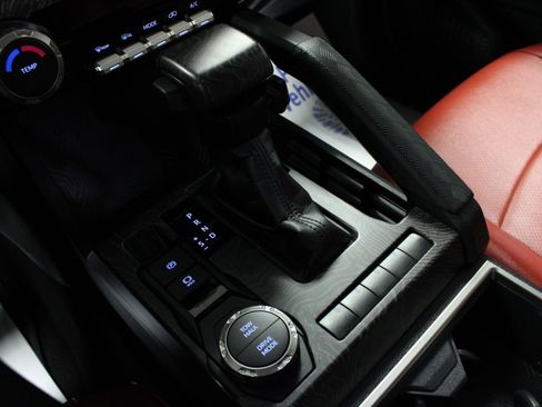 Used 2025 Toyota 4Runner SR5 RWD image 23