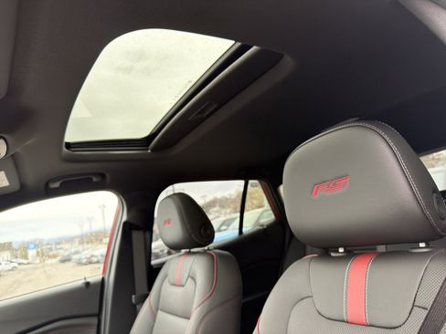 New 2026 Chevrolet Trax RS w/ Sunroof Package image 16