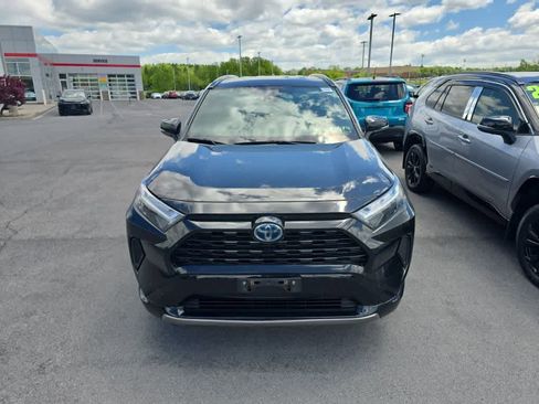 Used 2023 Toyota RAV4 SE w/ SE Grade Weather Package AWD/4WD image 1