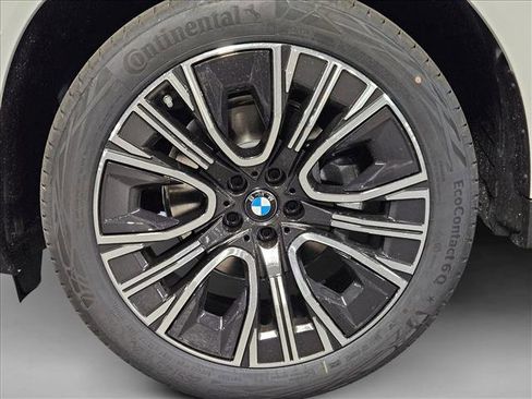 Used 2026 BMW X3 xDrive30 w/ Convenience Package image 16