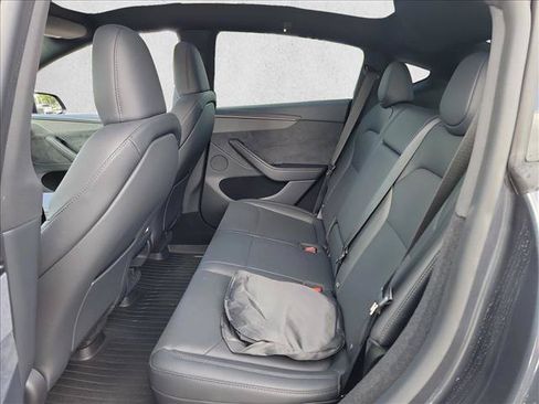 Used 2026 Tesla Model Y Long Range AWD/4WD image 14