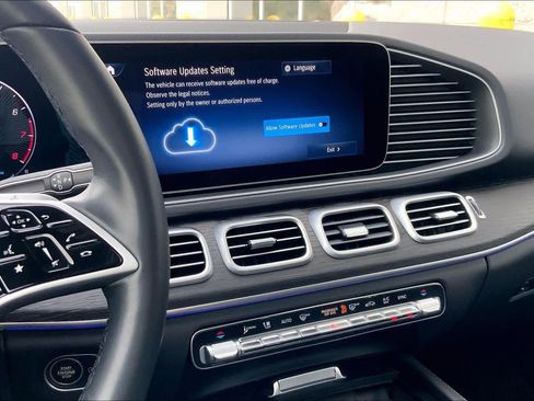 Certified 2025 Mercedes-Benz GLE 350 4MATIC image 7