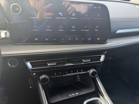 New 2026 Chevrolet Traverse LT w/ Driver Confidence Package image 10