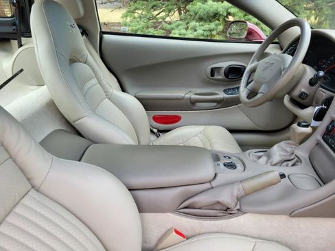 Used 2003 Chevrolet Corvette Coupe w/ Preferred Equipment Group image 46