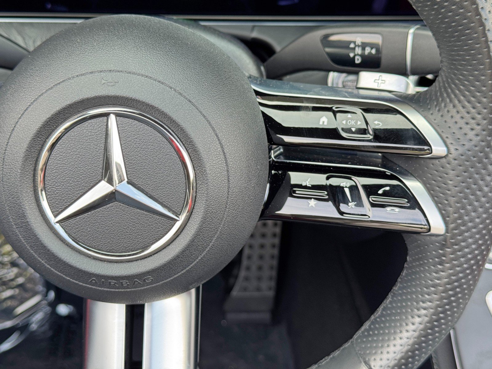 Used 2023 Mercedes-Benz E 450 Cabriolet w/ AMG Line image 22