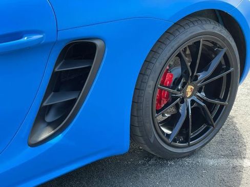 Used 2025 Porsche 718 Cayman S RWD image 14