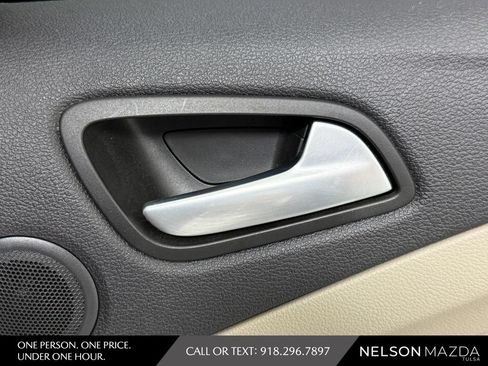 Used 2019 Ford Escape Titanium FWD image 41