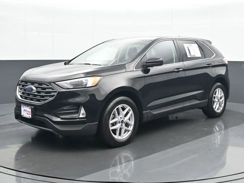 Used 2022 Ford Edge SEL w/ Convenience Package image 2