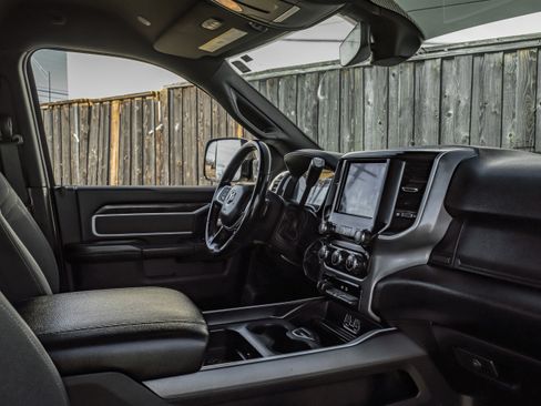 Used 2020 RAM 2500 Big Horn w/ Level 1 Equipment Group image 22